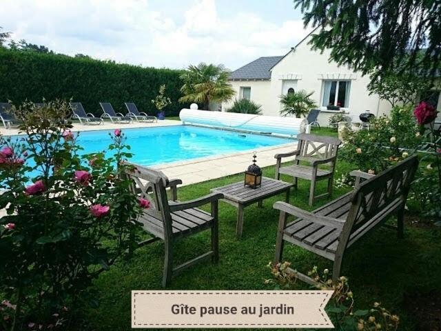 Gîte pause au jardin Saint-Branchs Extérieur photo