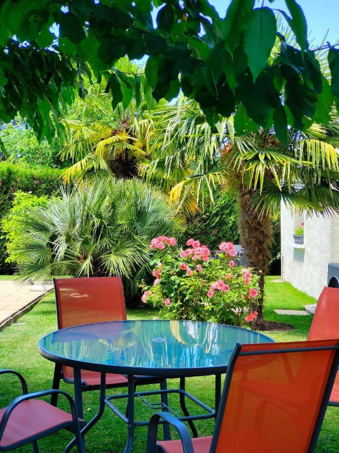 Gîte pause au jardin Saint-Branchs Extérieur photo
